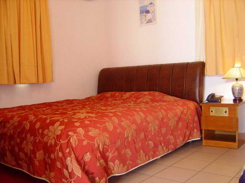 Kalimera Hotel Poros Town Buitenkant foto