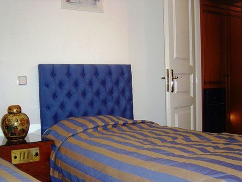 Kalimera Hotel Poros Town Buitenkant foto