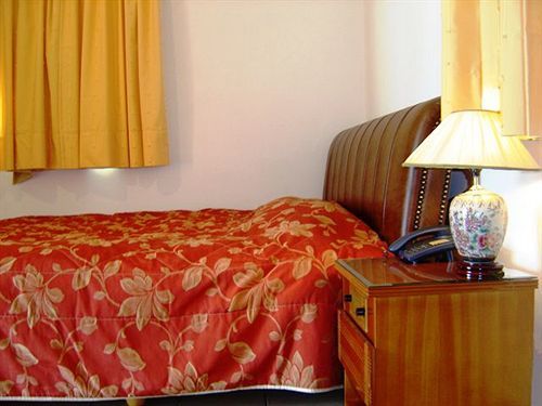 Kalimera Hotel Poros Town Buitenkant foto