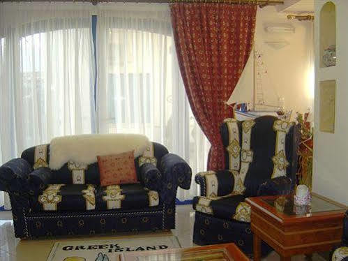 Kalimera Hotel Poros Town Buitenkant foto